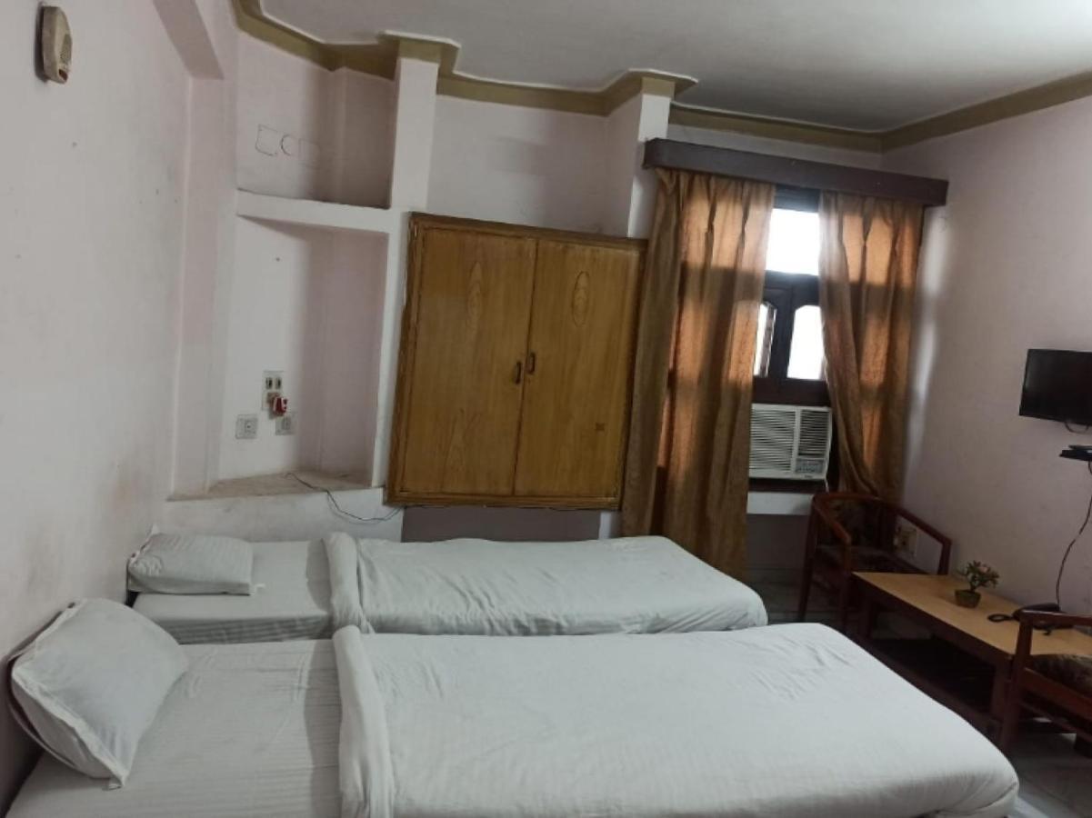 Oyo 80830 Hotel Buddha International Bodh Gaya Exterior photo