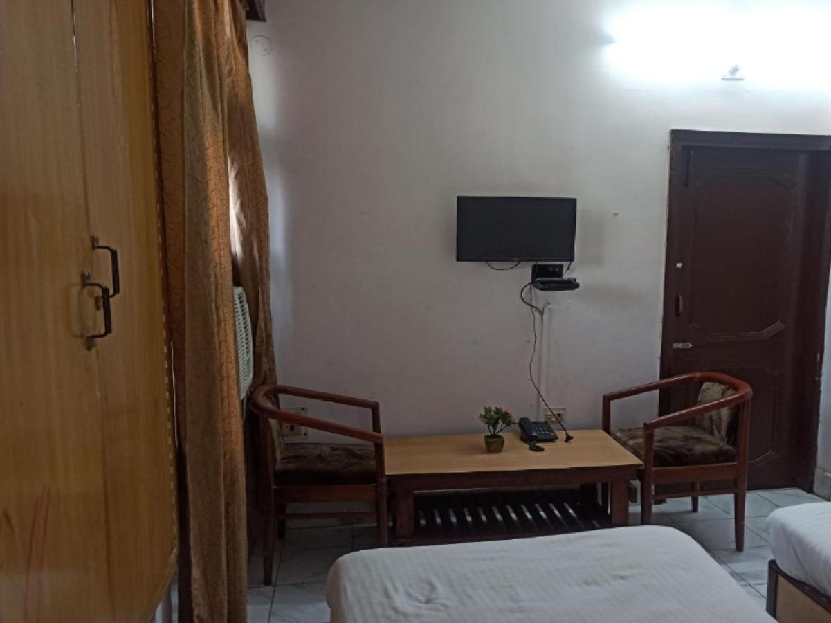 Oyo 80830 Hotel Buddha International Bodh Gaya Exterior photo